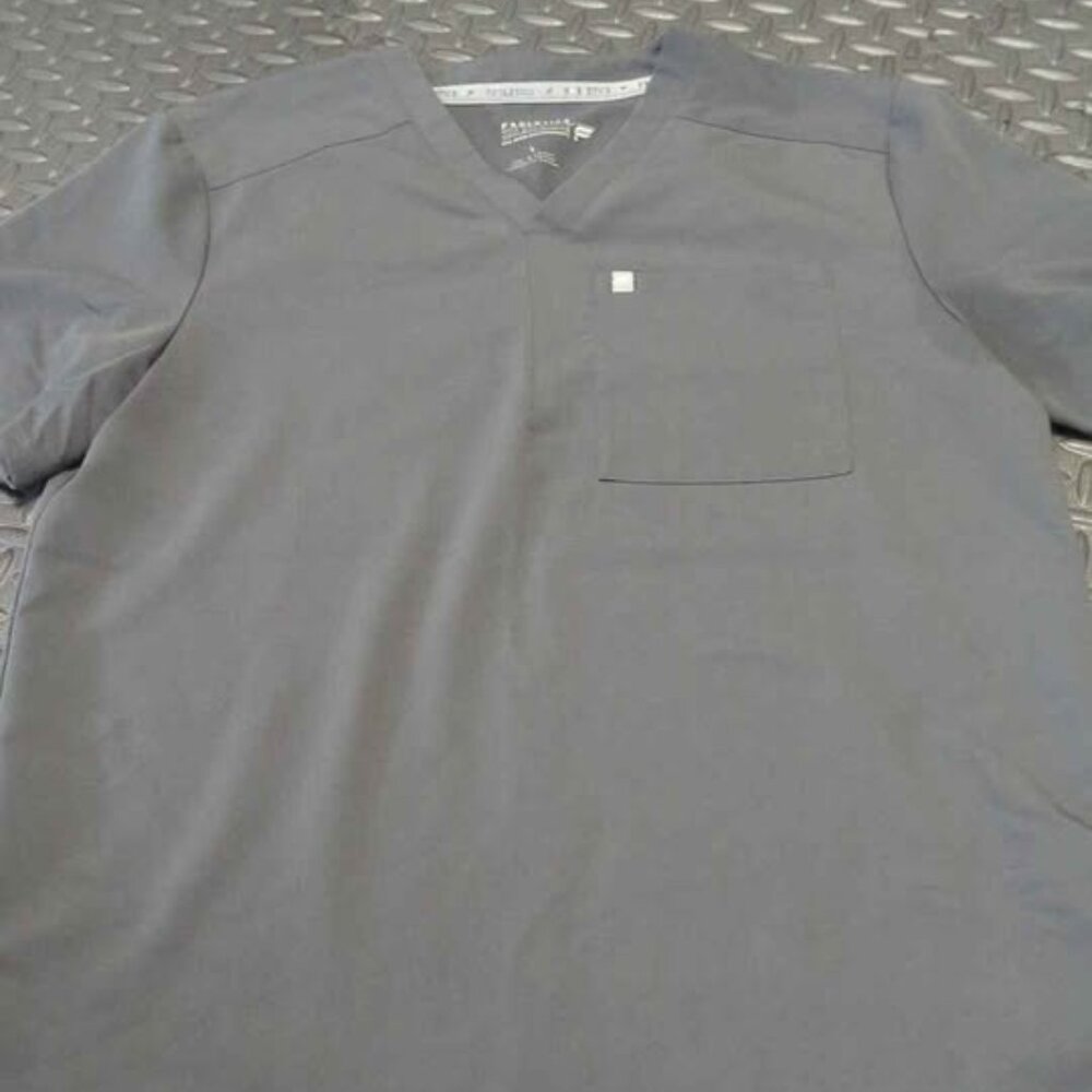 Fabletics Scrub Top - Gray